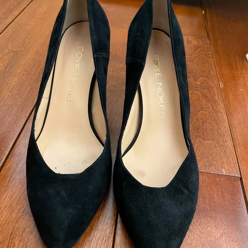 Coye Noakes size 7 Italian black leather heels